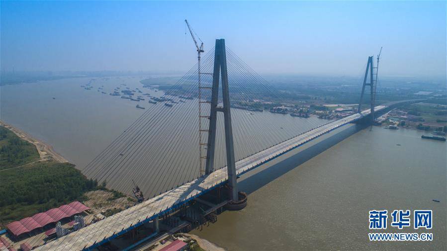 长江大桥建设航拍（新华网资料图）