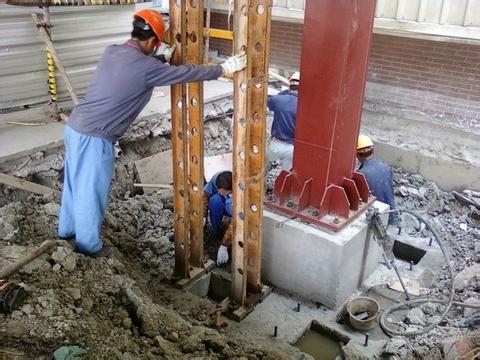 基础处理——静压桩坑内钢筋笼就位